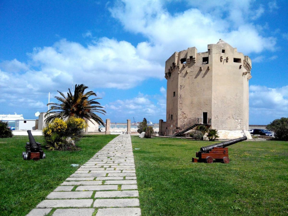 Casa Vacanze Lungomare Porto Torres Exteriör bild